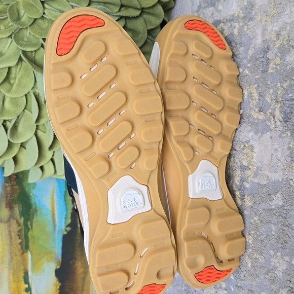 Sorel Women's ONA™ 503 EQ Mid Top Sneakers - Picture 7 of 13